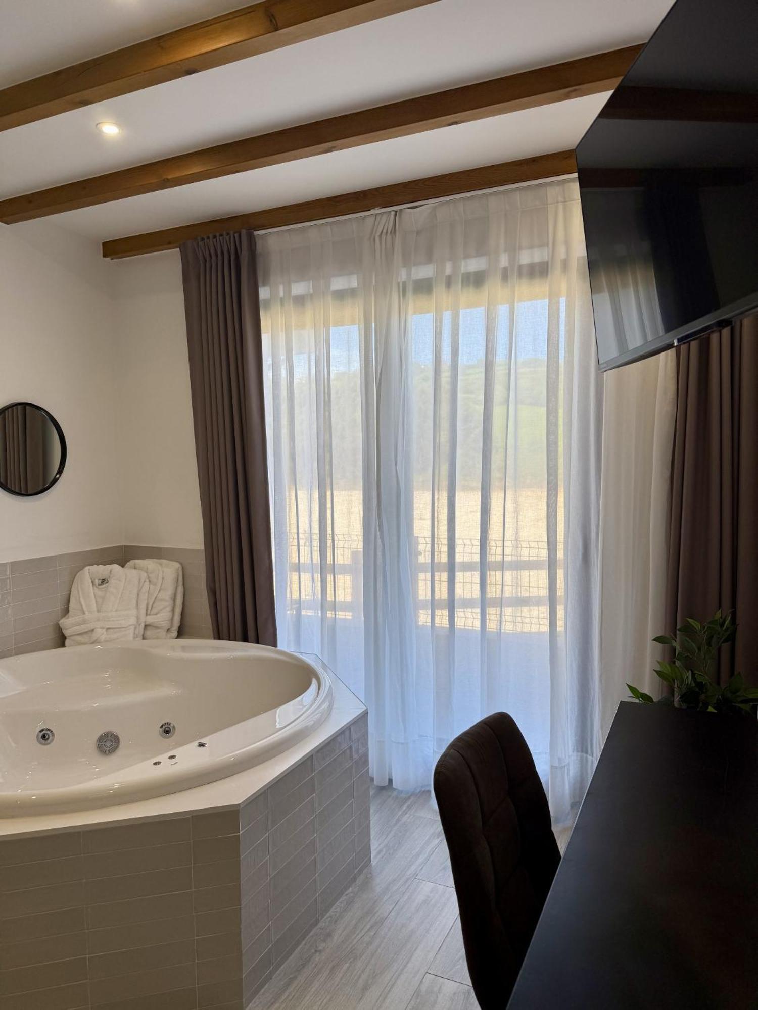 Hotel Sanmar 科比西斯 外观 照片